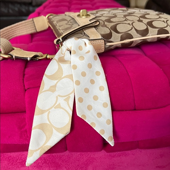 Coach Y2K Swingpack Crossbody-EUC - Picture 6 of 16